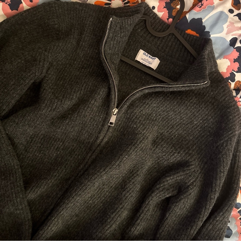 Old Navy Men's Charcoal Zip-Up Sweater